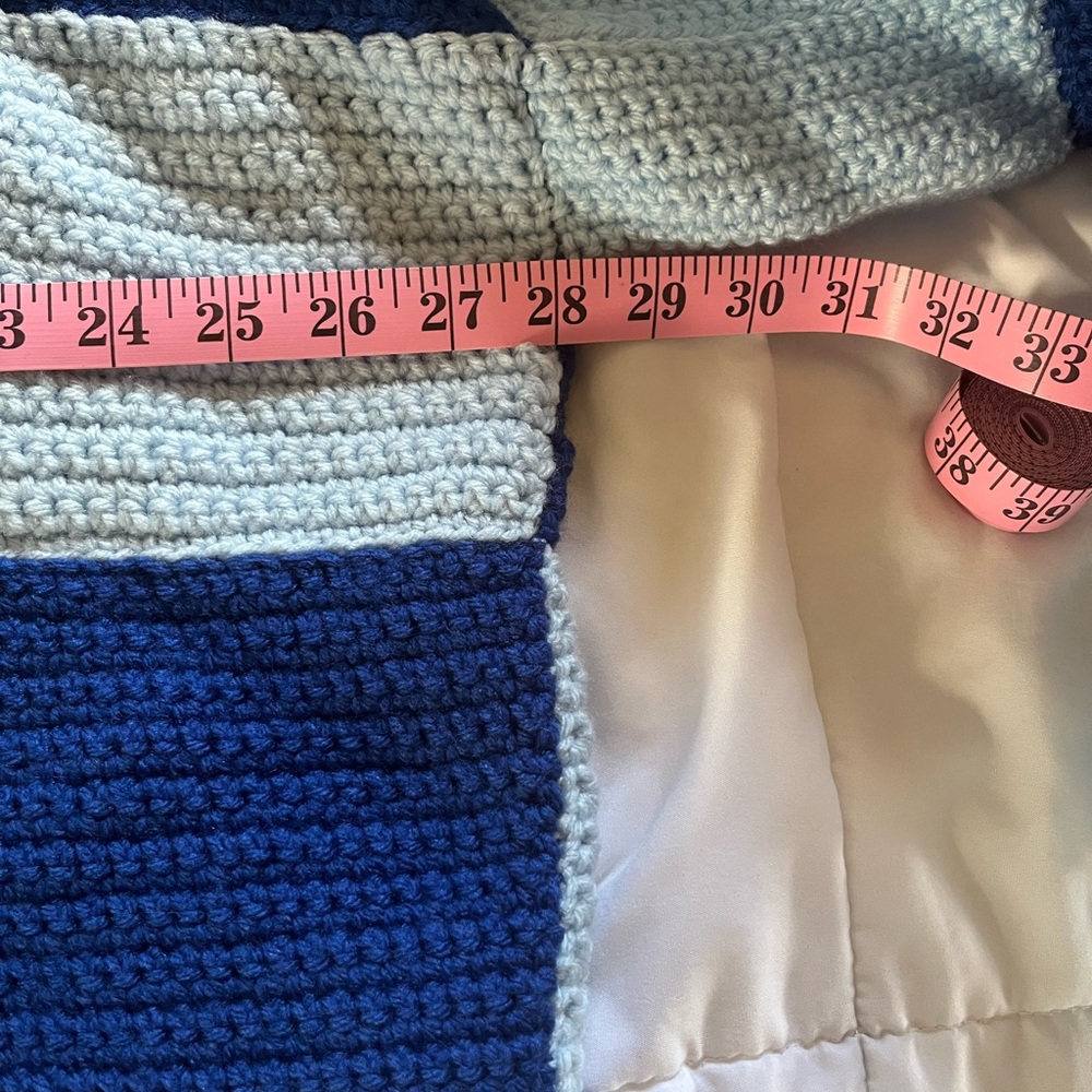 Handmade Crochet Checkered Cardigan M-L - Picture 6 of 9